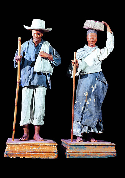 Mendigos en madera policromada